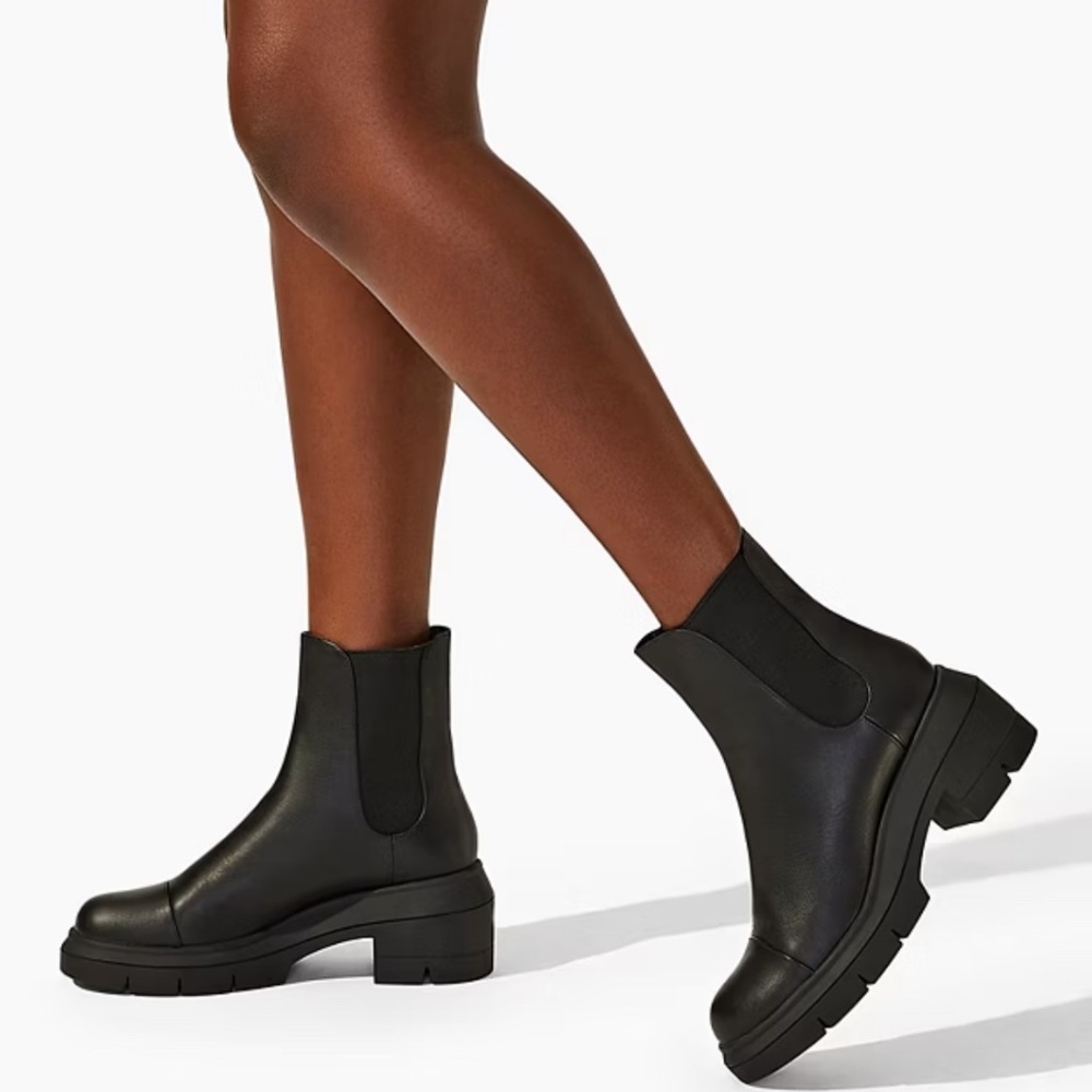 STUART WEITZMAN NORAH CHELSEA BOOTIE Size 5